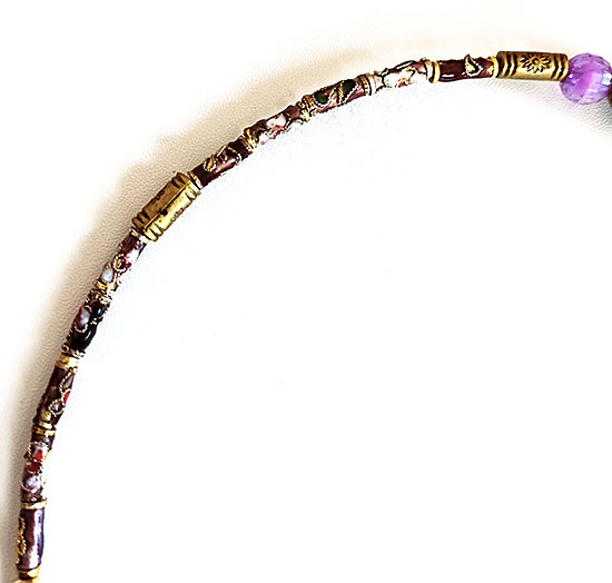 Collier Pâte de Verre Couleur Mauve