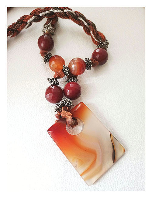 Necklace Carnelian Garnet Resin Paste of Glass Silver plated Metal