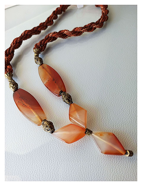 Collier Cornaline Pierres Motifs Ethniques