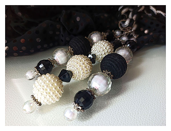 Collier Eclats de perles blancs