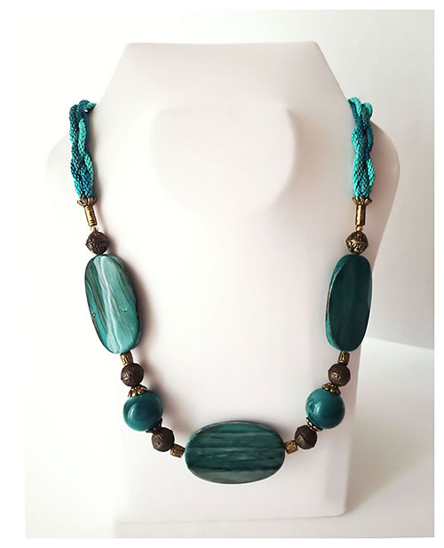 Collier Résine effet Bois Ovale Couleur Vert Aqua